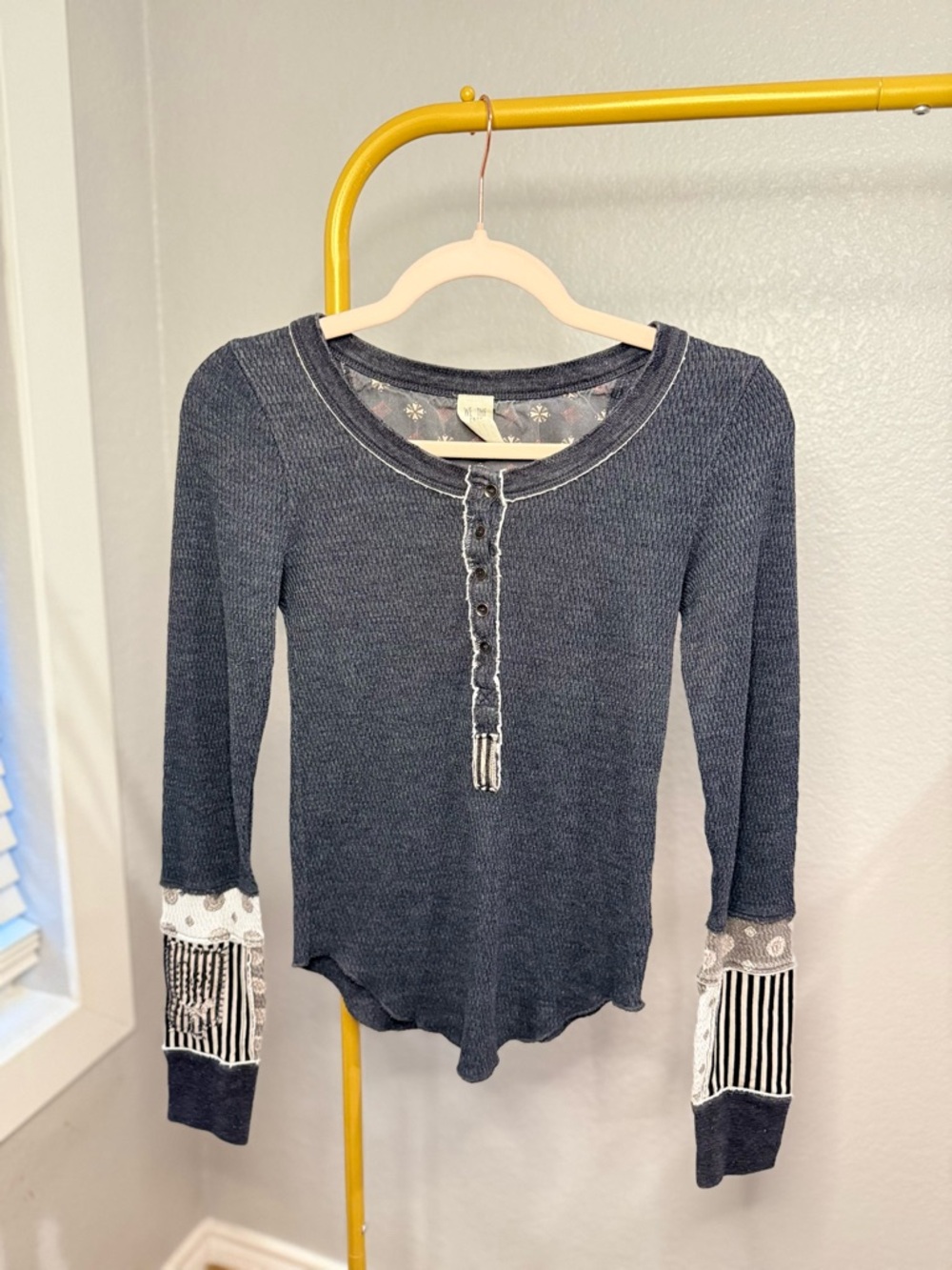 Free People Railroad Mixed Media Henley Charcoal Small - Picture 4 of 10
